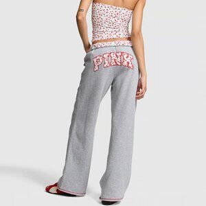 PINK by Frankies Bikinis Sz. Medium Berry Fleece Sweatpants NWT
